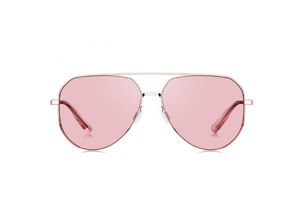 標(biāo)準(zhǔn)光源箱評定太陽鏡的顏色