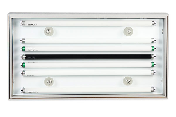 標準光源箱中白熾燈有什么作用？怎么更換？