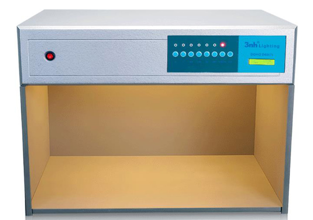 標(biāo)準(zhǔn)光源箱對(duì)色光源開(kāi)機(jī)時(shí)需要進(jìn)行預(yù)熱嗎？